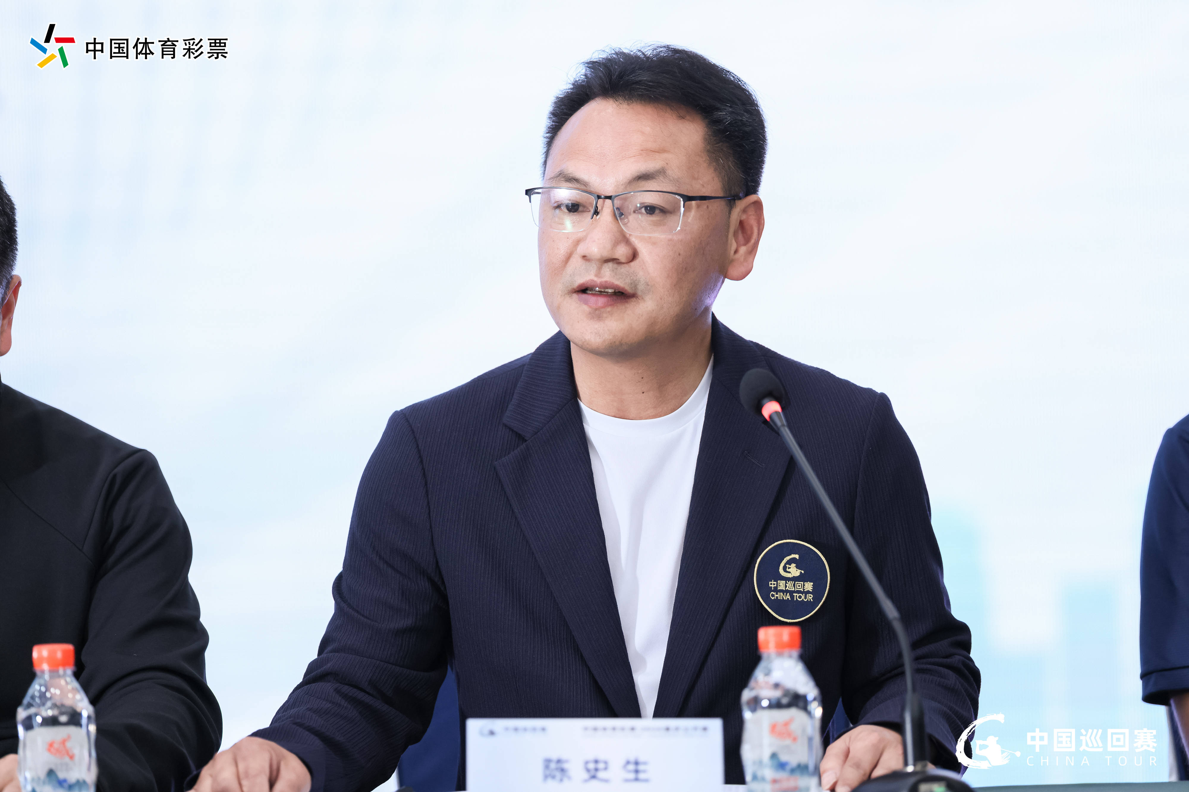 公益体彩 挥杆山城！中国体育彩票·2026重庆公开赛官方新闻发布会盛大举行